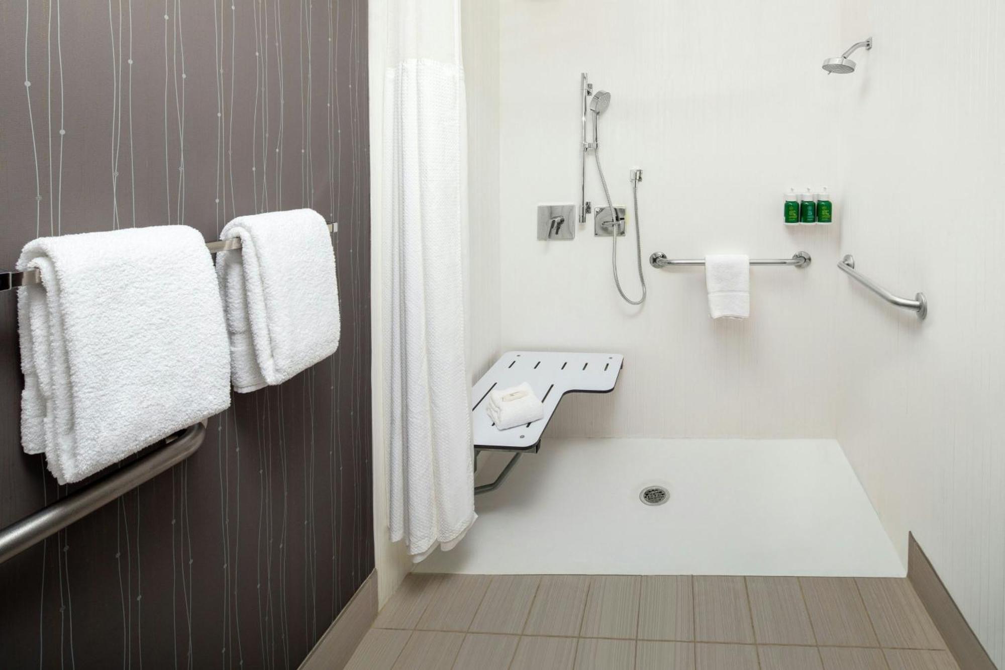 คอร์ตยาร์ด เดย์ตัน นอร์ท Hotel ภายนอก รูปภาพ